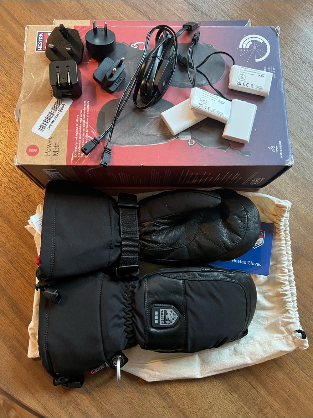 Hestra Black Heated Mittens size 6 XS